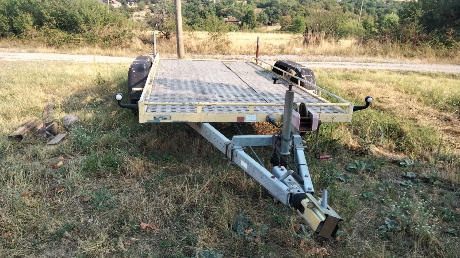 За автомобил Agados, снимка 3 - Ремаркета - 54936876
