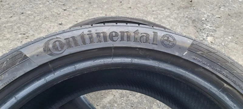 Гуми Летни 235/40R19, снимка 4 - Гуми и джанти - 33172736