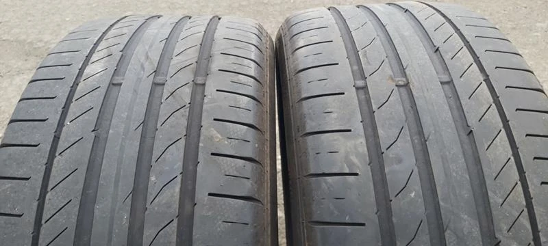 Гуми Летни 235/40R19, снимка 1 - Гуми и джанти - 33172736