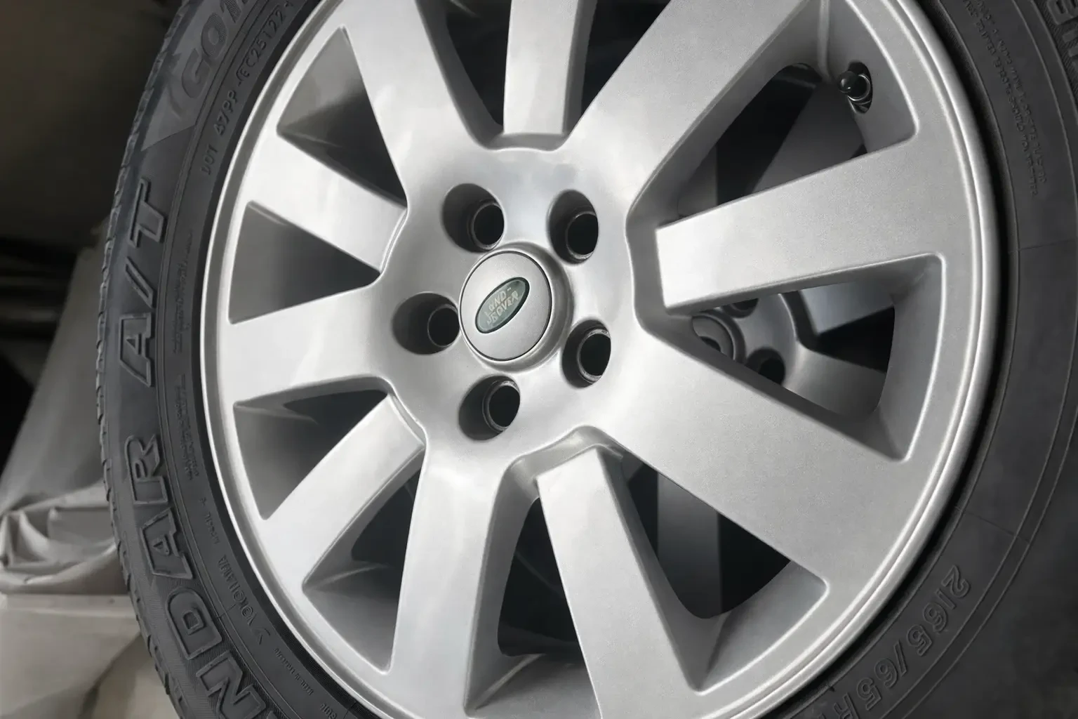 ���� � ������ 265/65R17 �� Land Rover | Mobile.bg � ����������� 1