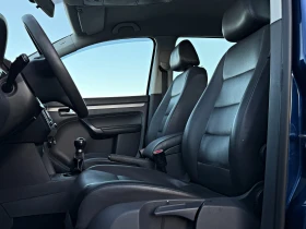 VW Touran ПОДГРЕВ 6 СКОРОСТИ  * ОБСЛУЖЕН* НОВИ ГУМИ, снимка 7