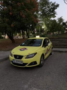 Seat Ibiza ТАКСИ 1.2 Бензен-Газ, снимка 1 - Автомобили и джипове - 45034785