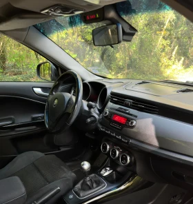 Alfa Romeo Giulietta 1.4 Бензин/Газ 120 коня, снимка 13 - Автомобили и джипове - 53662748