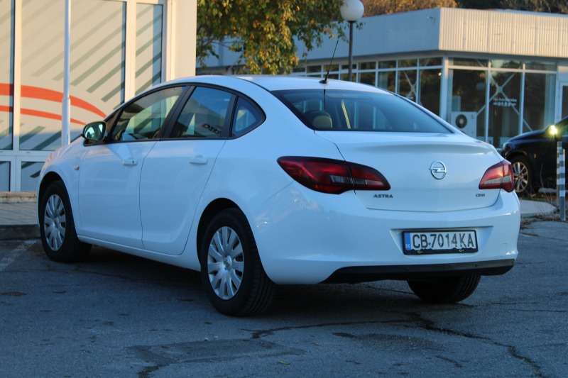 Opel Astra 1.6CDTI/БГ/ГАРАНЦИЯ, снимка 4 - Автомобили и джипове - 45858703