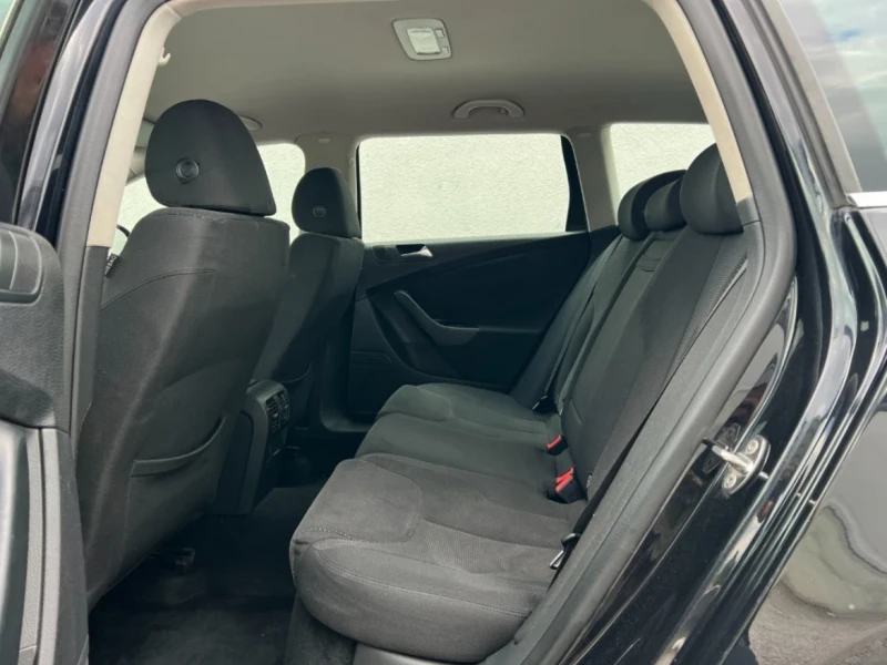 VW Passat 2.0TDi EURO 5A ПЕРФЕКТЕН, снимка 14 - Автомобили и джипове - 50277923