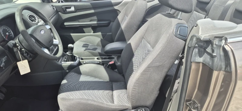 Ford Focus 2.0-145кс.КЛИМА, снимка 14 - Автомобили и джипове - 51044906