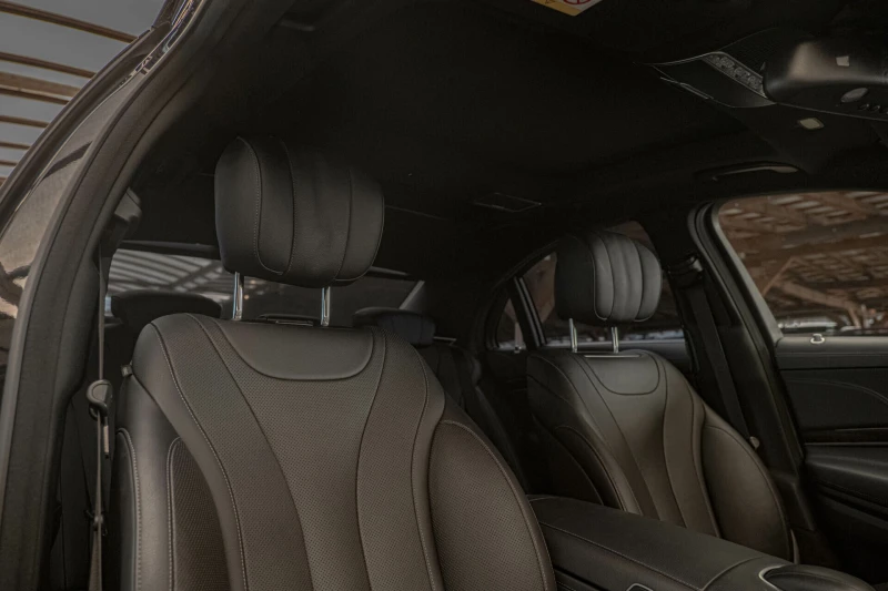 Mercedes-Benz S 500 4Matic/AMG/Burmester/Обдухване/Амбиент/Панорама/Ка, снимка 10 - Автомобили и джипове - 51293354