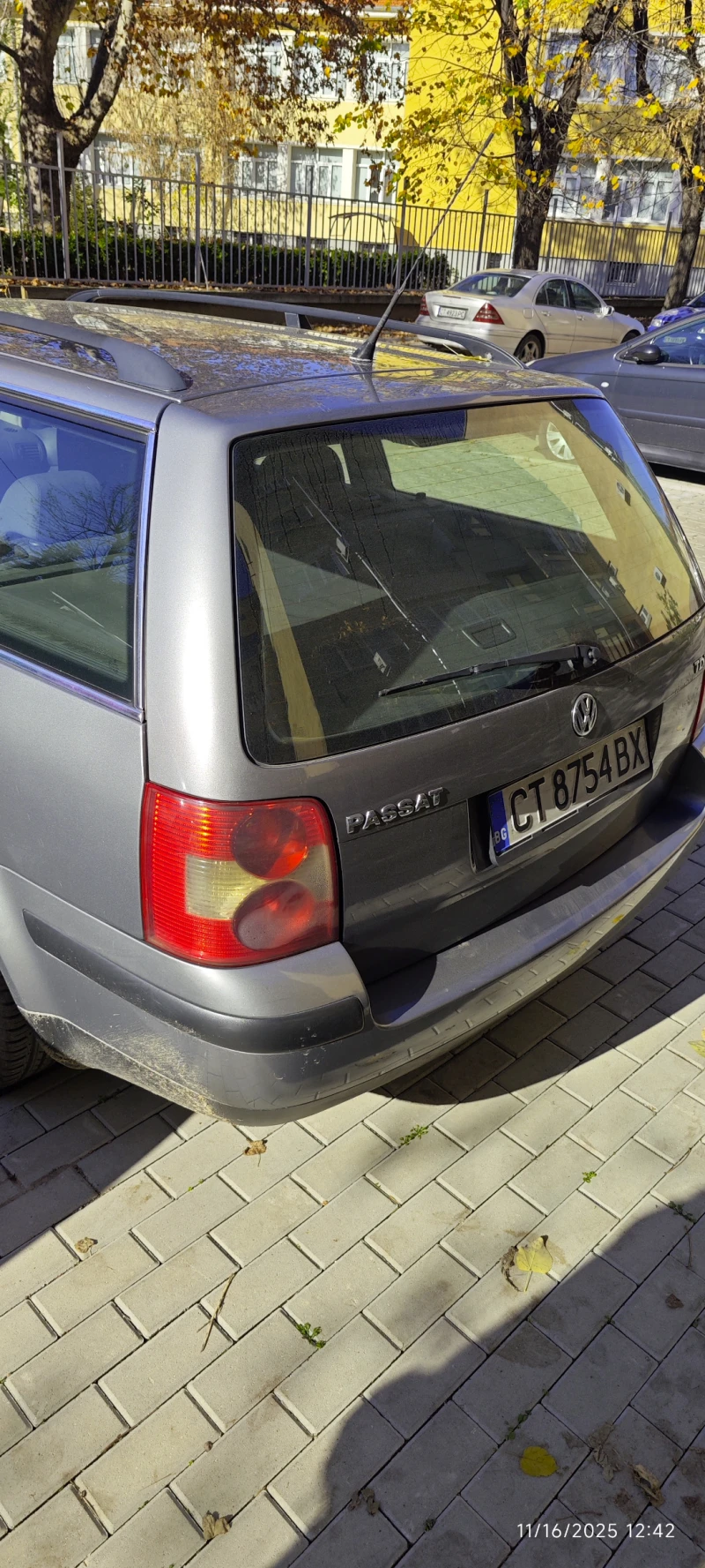 VW Passat B5, снимка 3 - Автомобили и джипове - 52446157