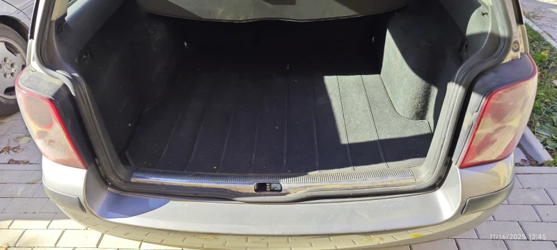 VW Passat B5, снимка 11 - Автомобили и джипове - 52446157