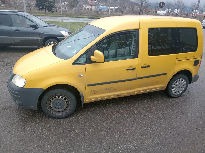 VW Caddy, снимка 2 - Автомобили и джипове - 53510655