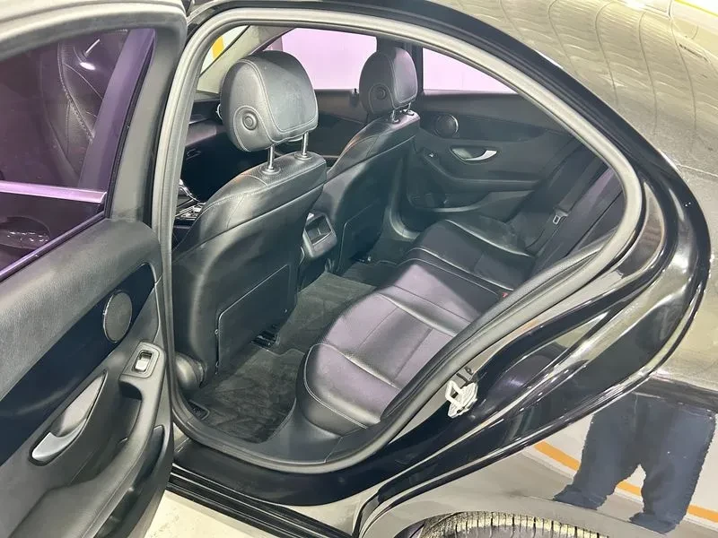 Mercedes-Benz C 200 2.0, снимка 10 - Автомобили и джипове - 54278011