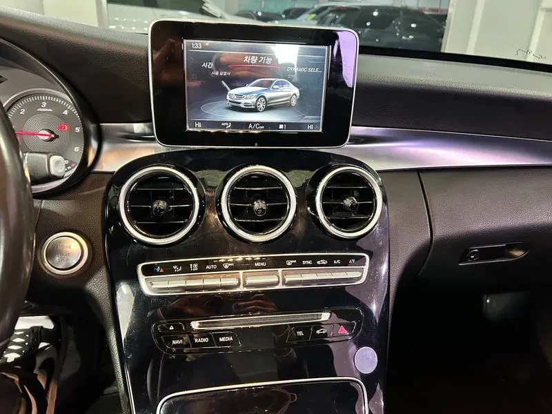 Mercedes-Benz C 200 2.0, снимка 15 - Автомобили и джипове - 54278011