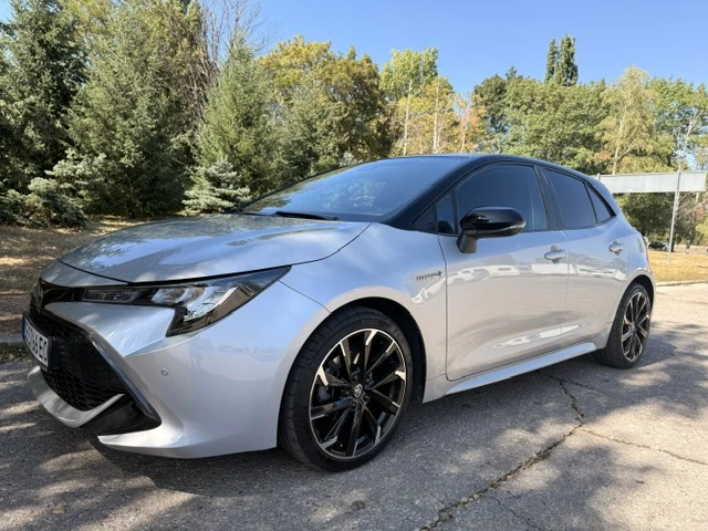 Toyota Corolla Toyota Corolla GR Sport 1.8 Хибрид   ТОП състояние
