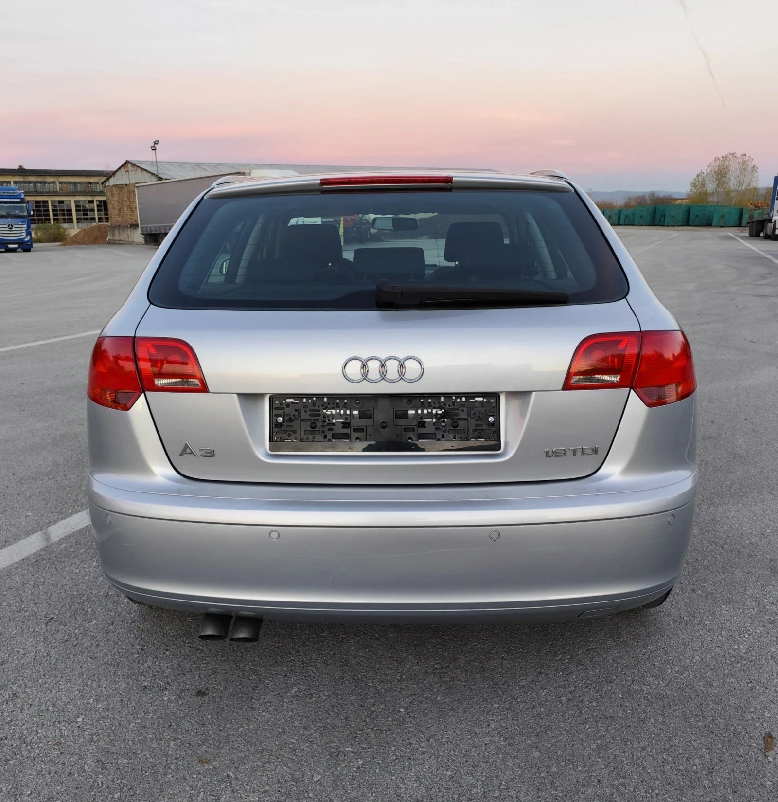 Audi A3 1.9TDI-BI-XENON - изображение 5