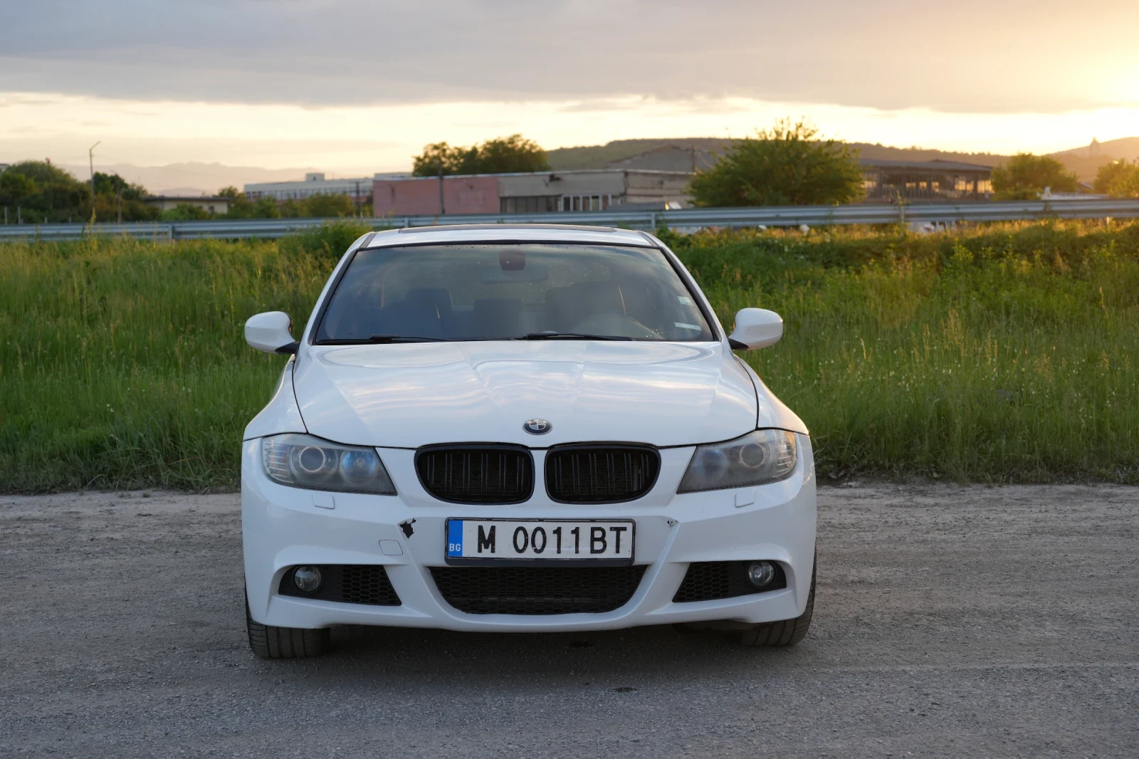 BMW 323  - изображение 3