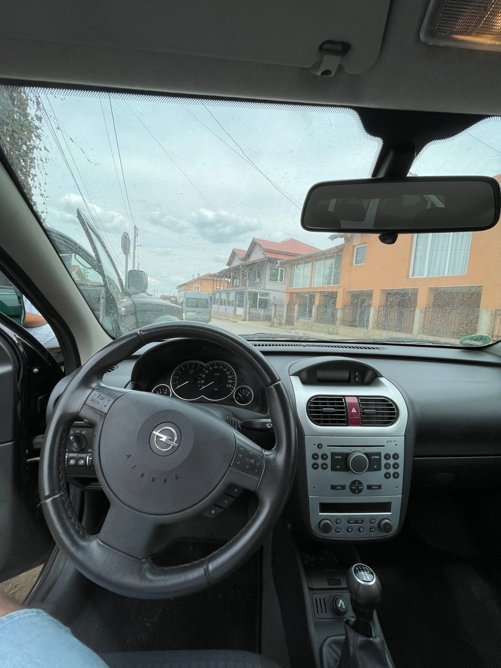 Opel Corsa  - изображение 8