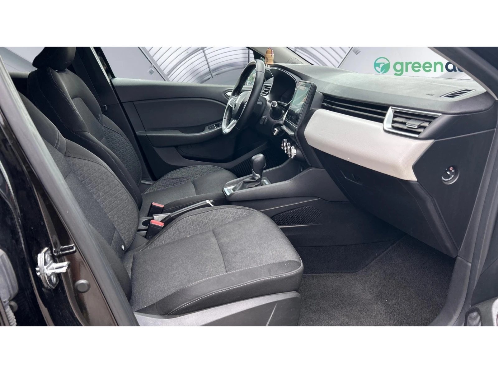 Renault Clio  1.6 E-Tech Hybrid , Месечна вноска от 330 лв. - изображение 9
