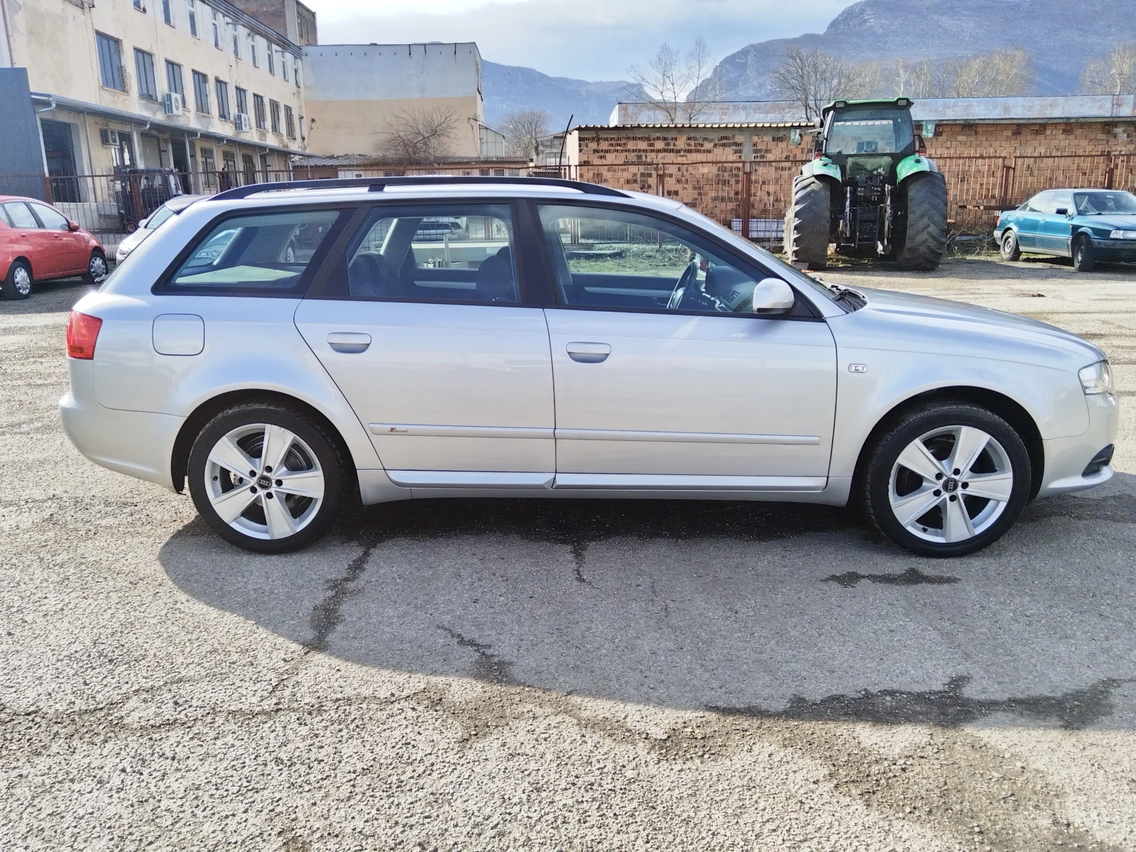 Audi A4 S-line * Автомат 7 ск. - изображение 6