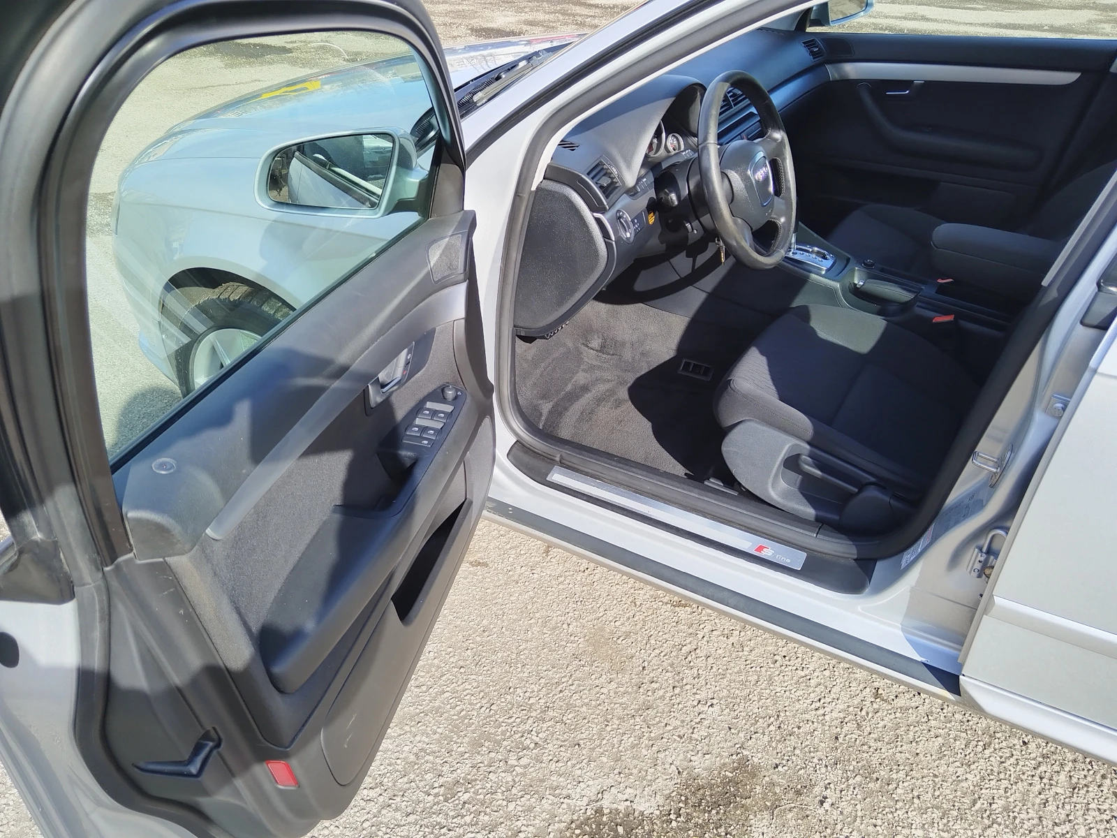 Audi A4 S-line * Автомат 7 ск. - изображение 8