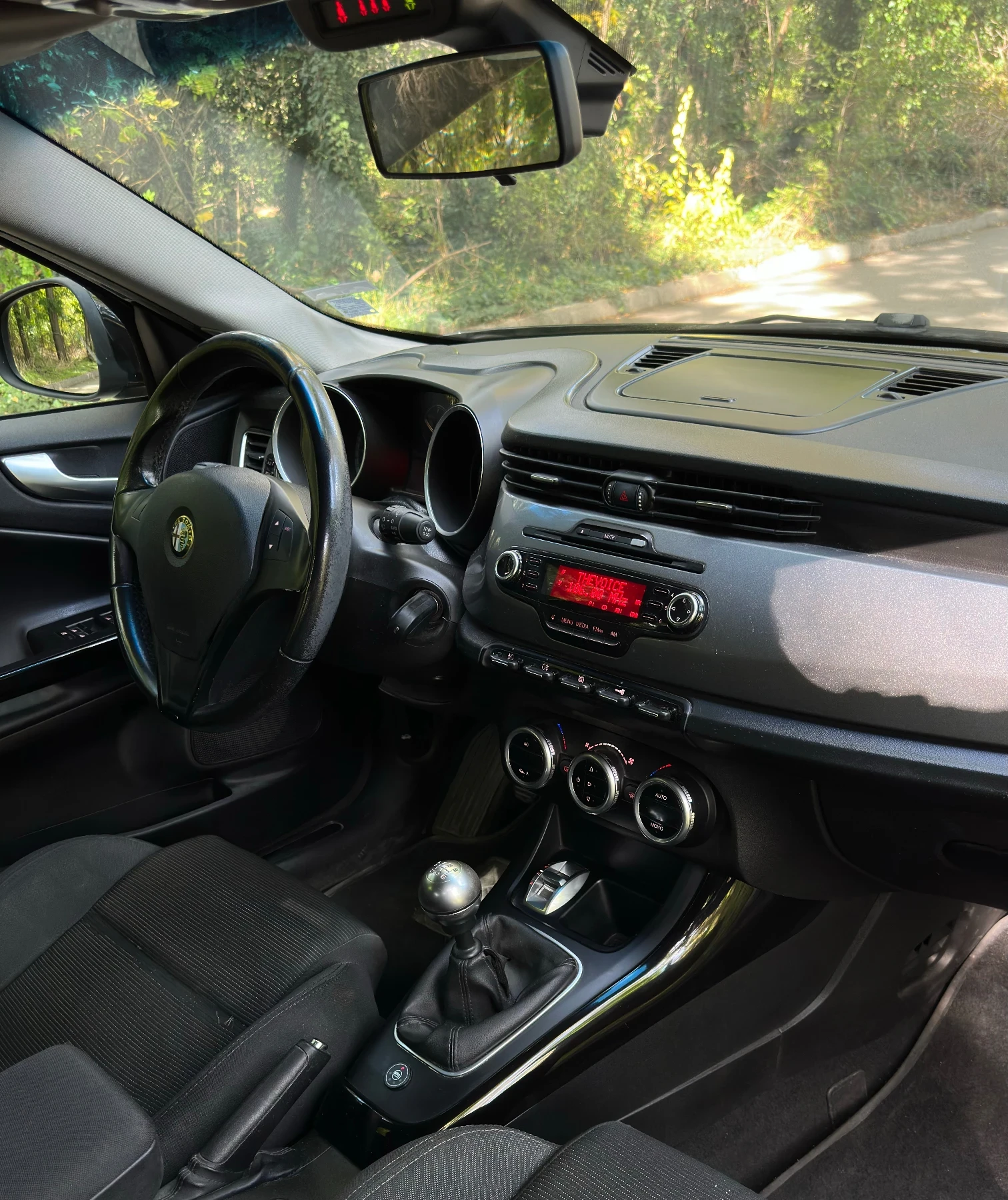 Alfa Romeo Giulietta 1.4 ������/��� 120 ���� | Mobile.bg � ����������� 14