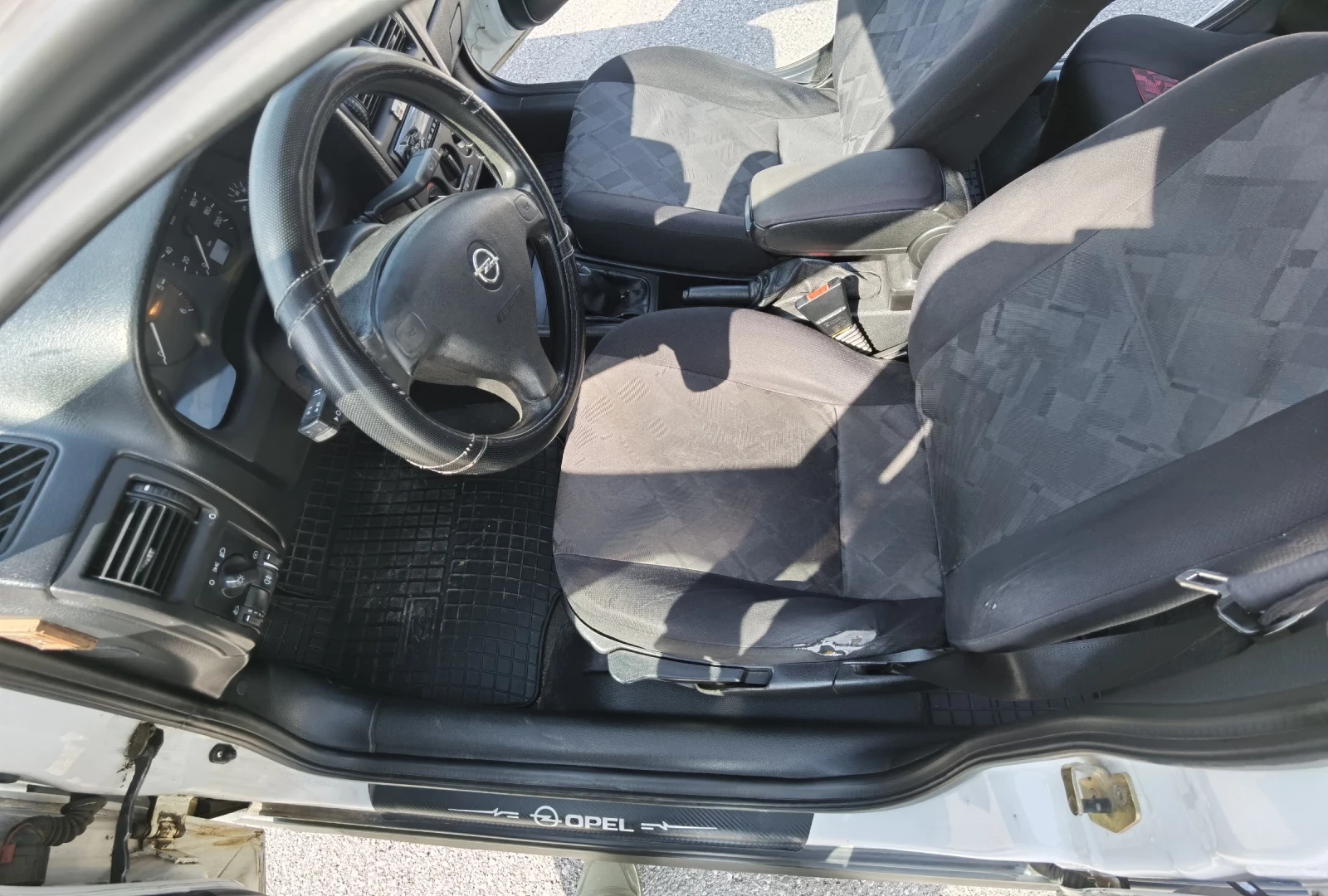 Opel Astra DTL, снимка 14 - Автомобили и джипове - 53708440