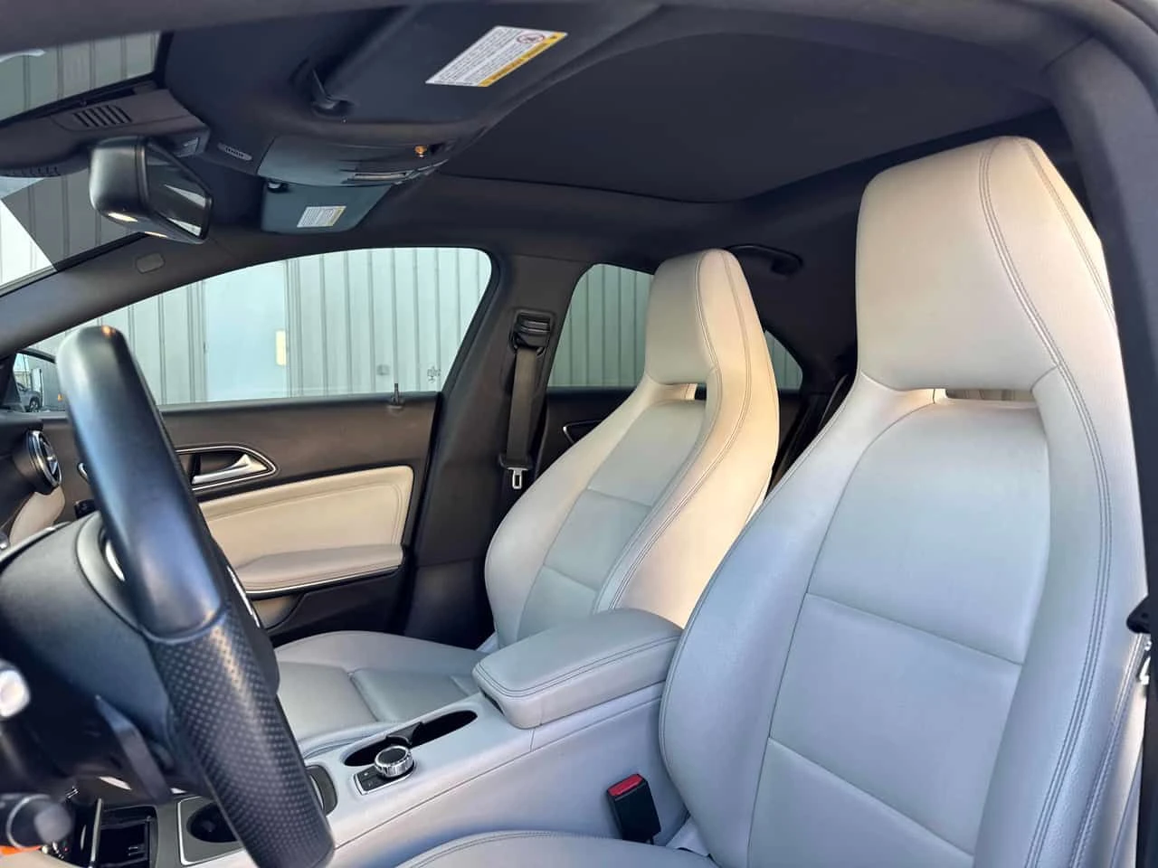 Mercedes-Benz CLA * 250 * ПОДГРЕВ* ПАНО* KEYLESS* , снимка 11 - Автомобили и джипове - 53730011