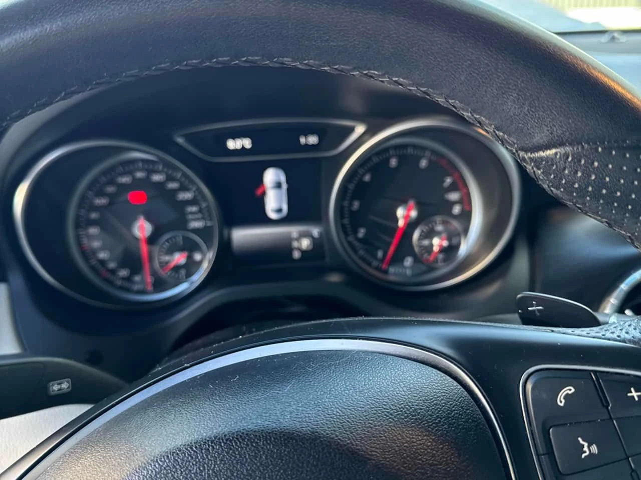 Mercedes-Benz CLA * 250 * ПОДГРЕВ* ПАНО* KEYLESS*  - изображение 8