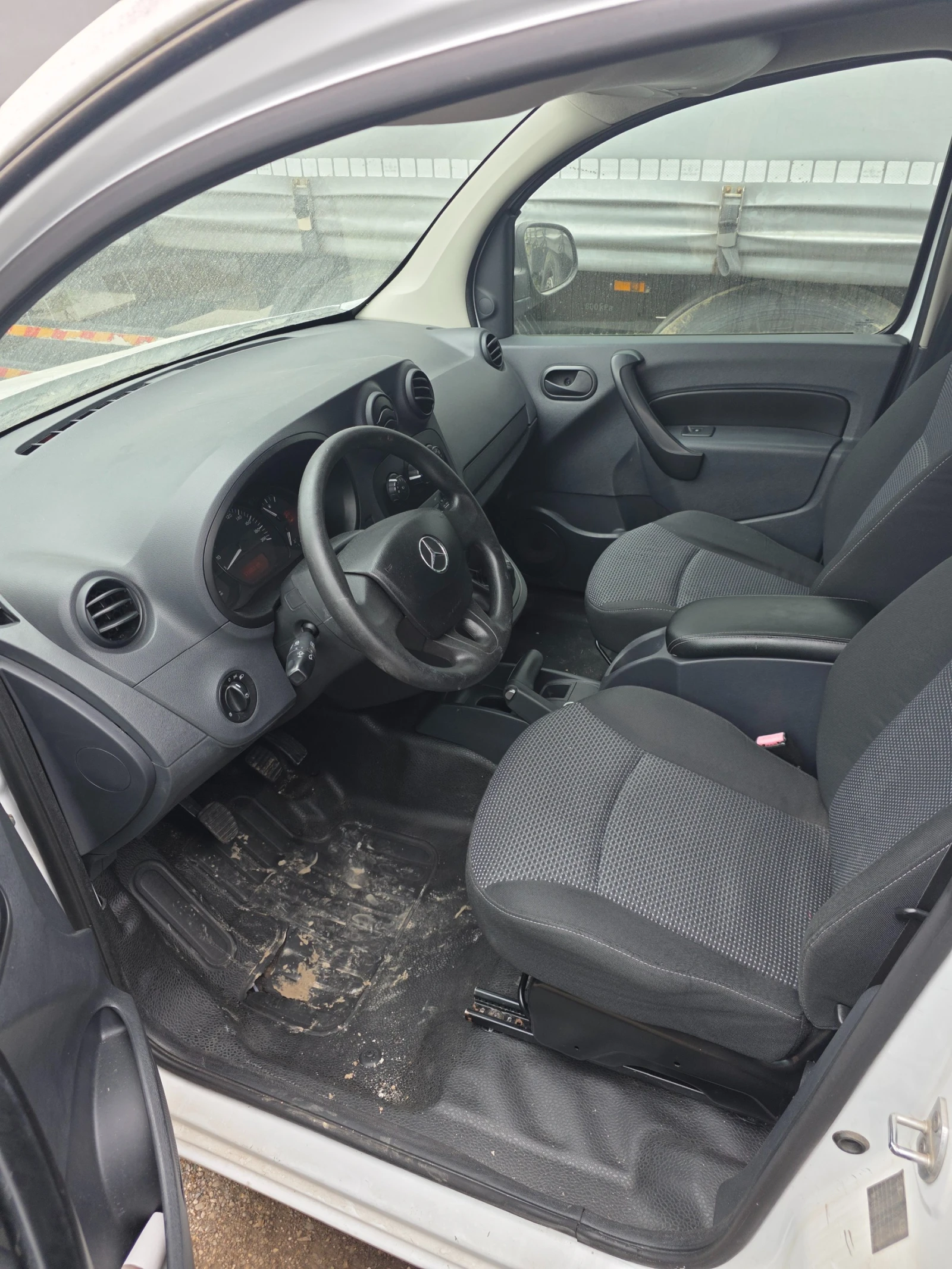 Mercedes-Benz Citan 1.5 dci, снимка 7 - Автомобили и джипове - 53921381