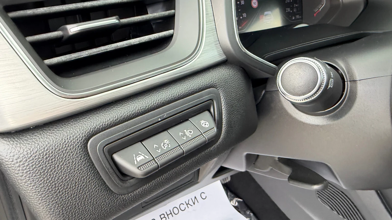 Renault Captur 1.5DCI AUTOMATIC, снимка 15 - Автомобили и джипове - 54102637