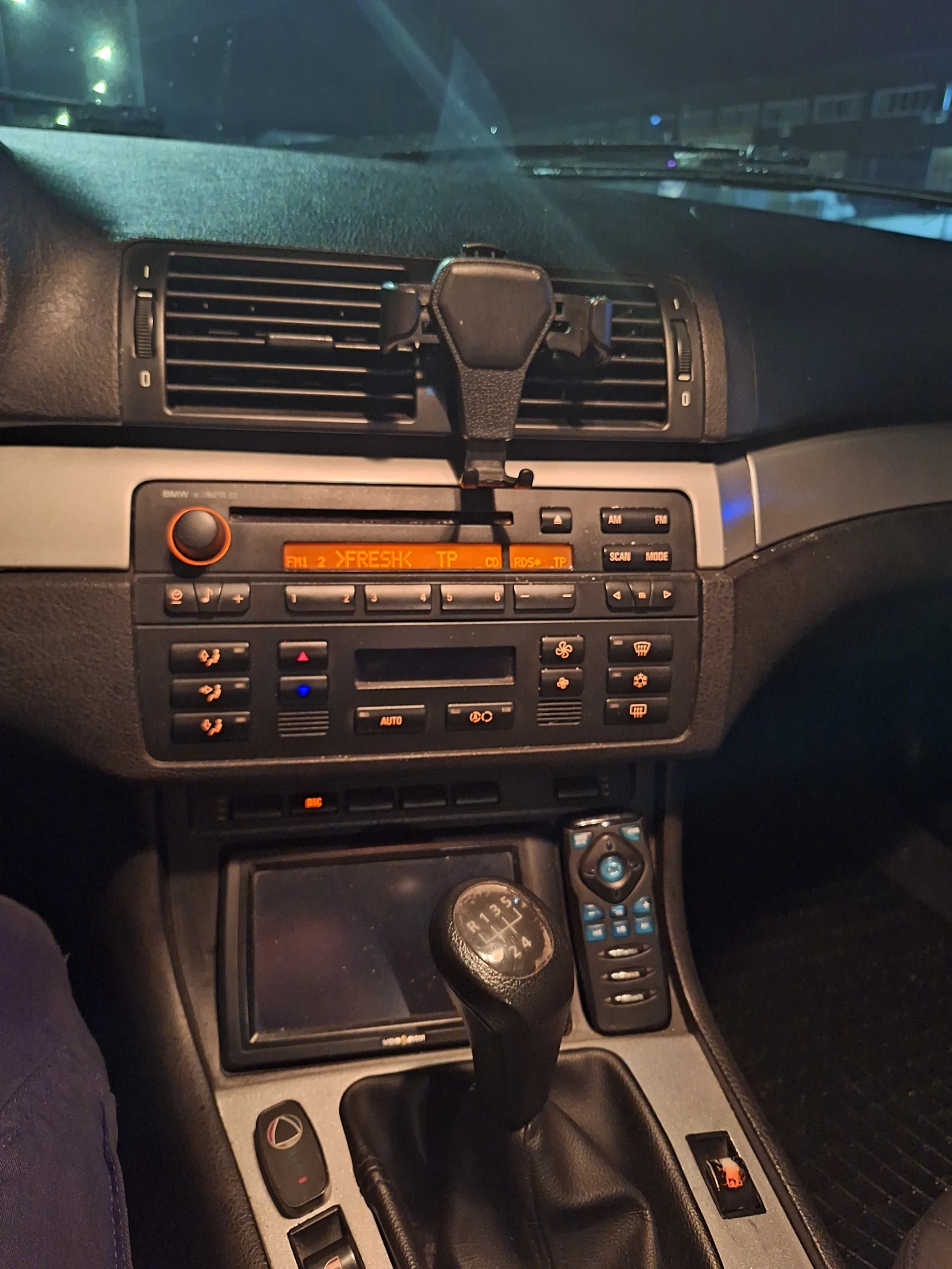 BMW 316 1.8, снимка 5 - Автомобили и джипове - 54344323