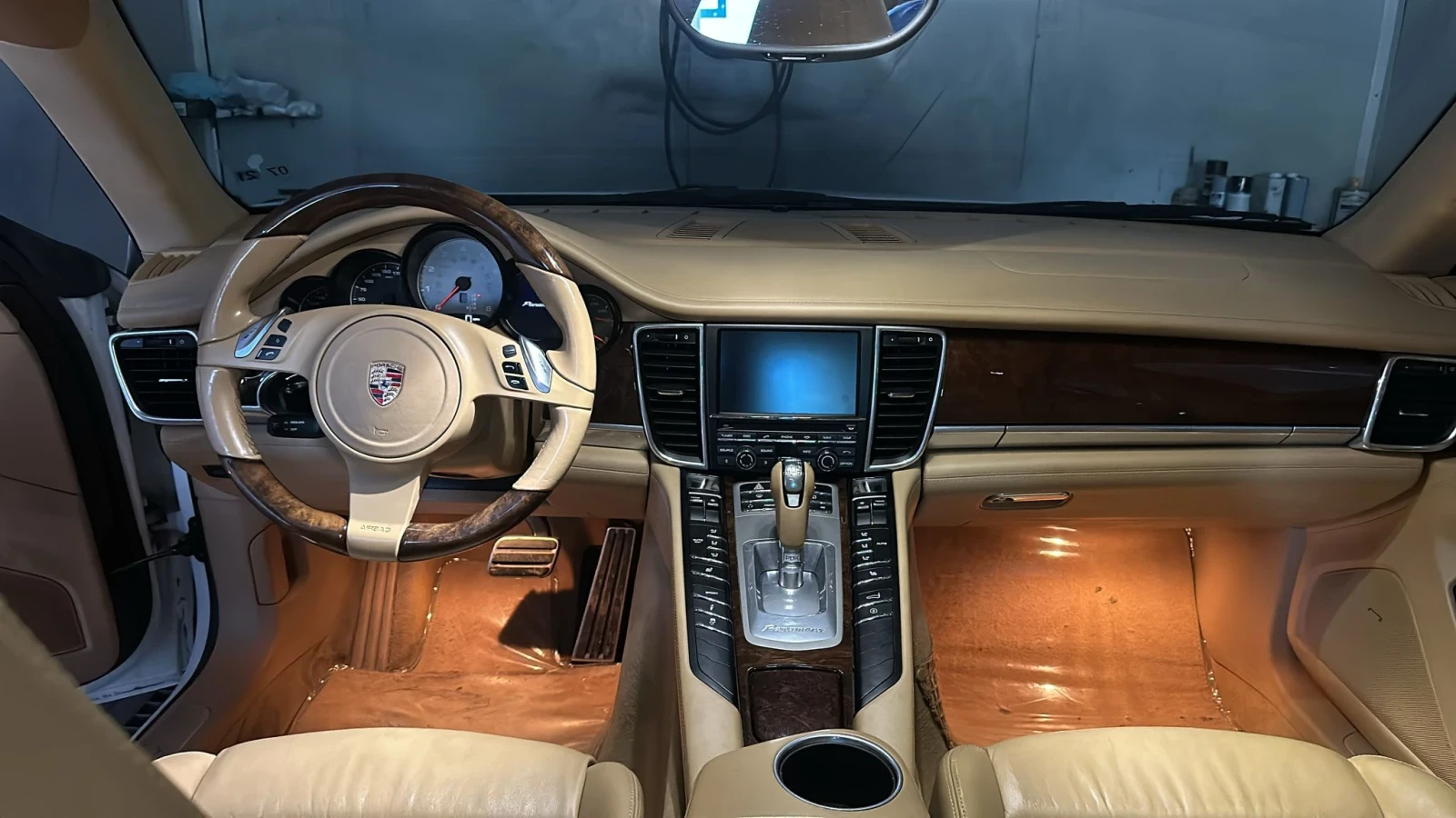 Porsche Panamera, снимка 9 - Автомобили и джипове - 54439865