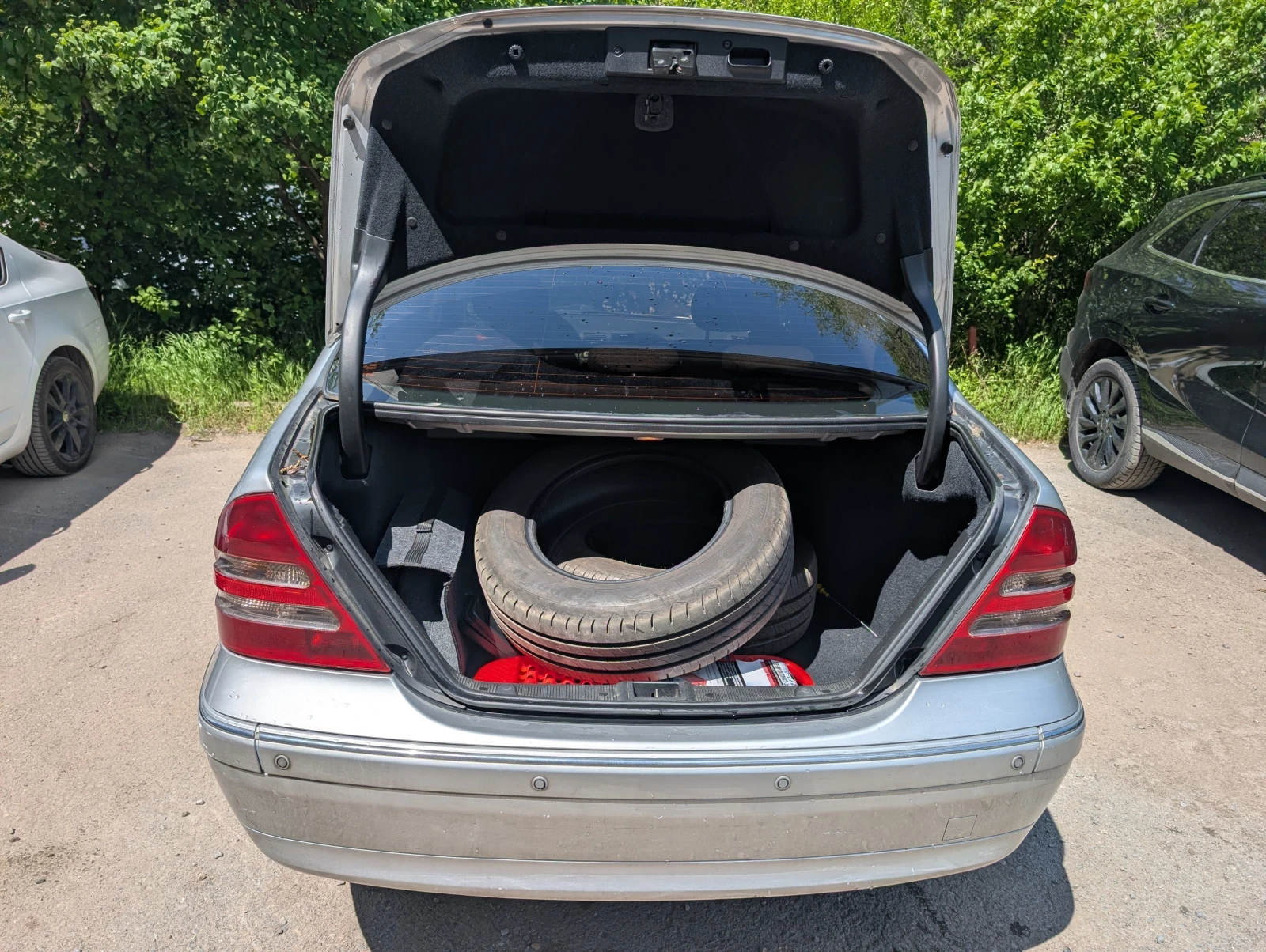 Mercedes-Benz C 200, снимка 11 - Автомобили и джипове - 54661725