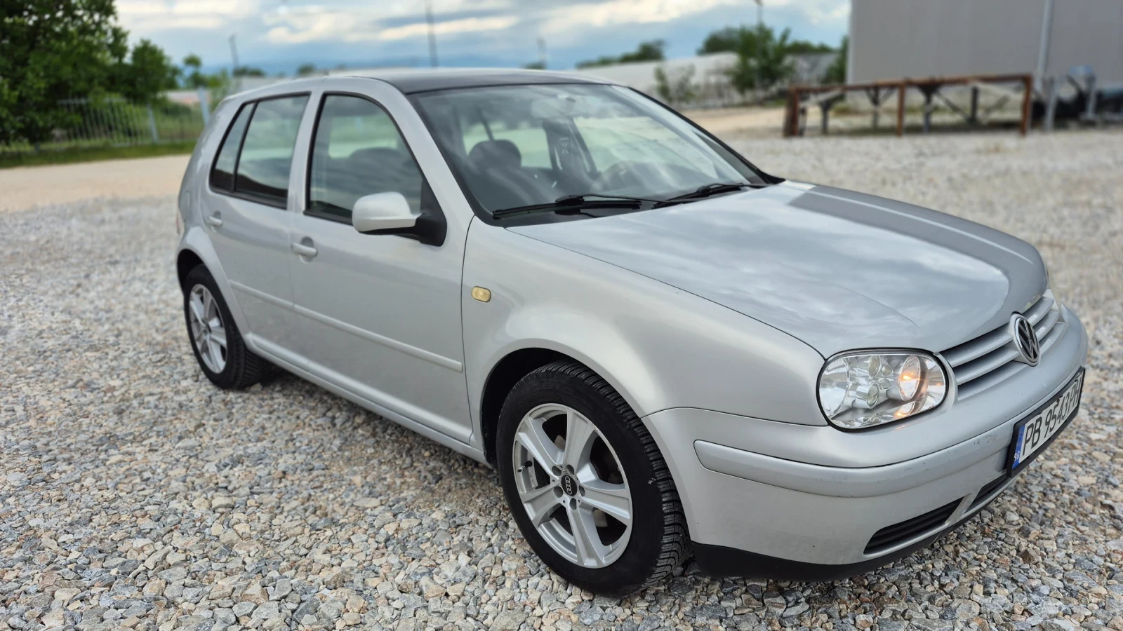 VW Golf 1.9 TDI/110* * * , снимка 11 - Автомобили и джипове - 54674547