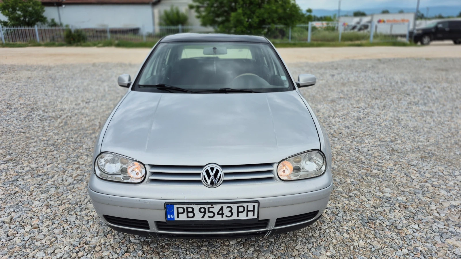 VW Golf 1.9 TDI/110* * * , снимка 12 - Автомобили и джипове - 54674547