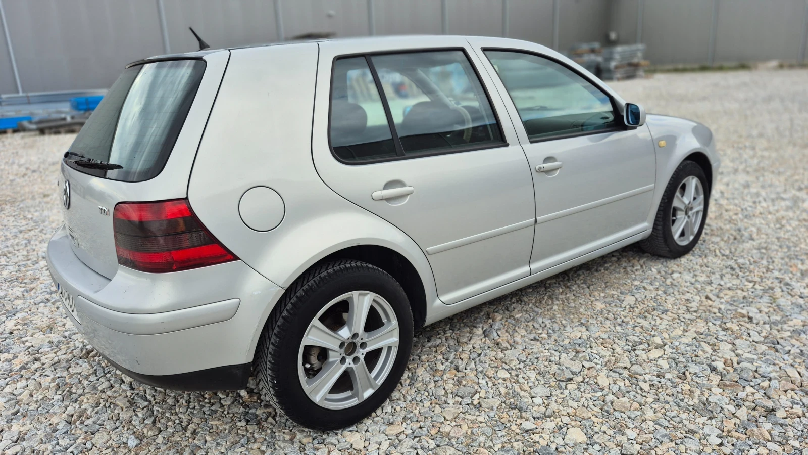 VW Golf 1.9 TDI/110* * * , снимка 10 - Автомобили и джипове - 54674547