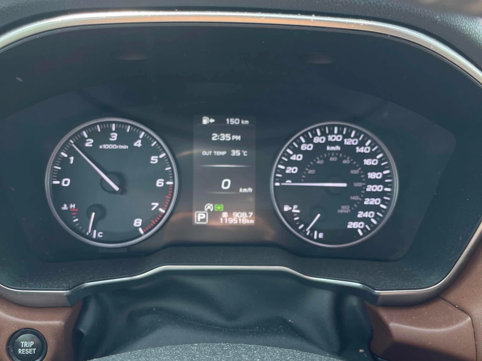 Subaru Outback Premier XT* 360* Pano* Обдухване* 2комлект гуми* П, снимка 8 - Автомобили и джипове - 55548169