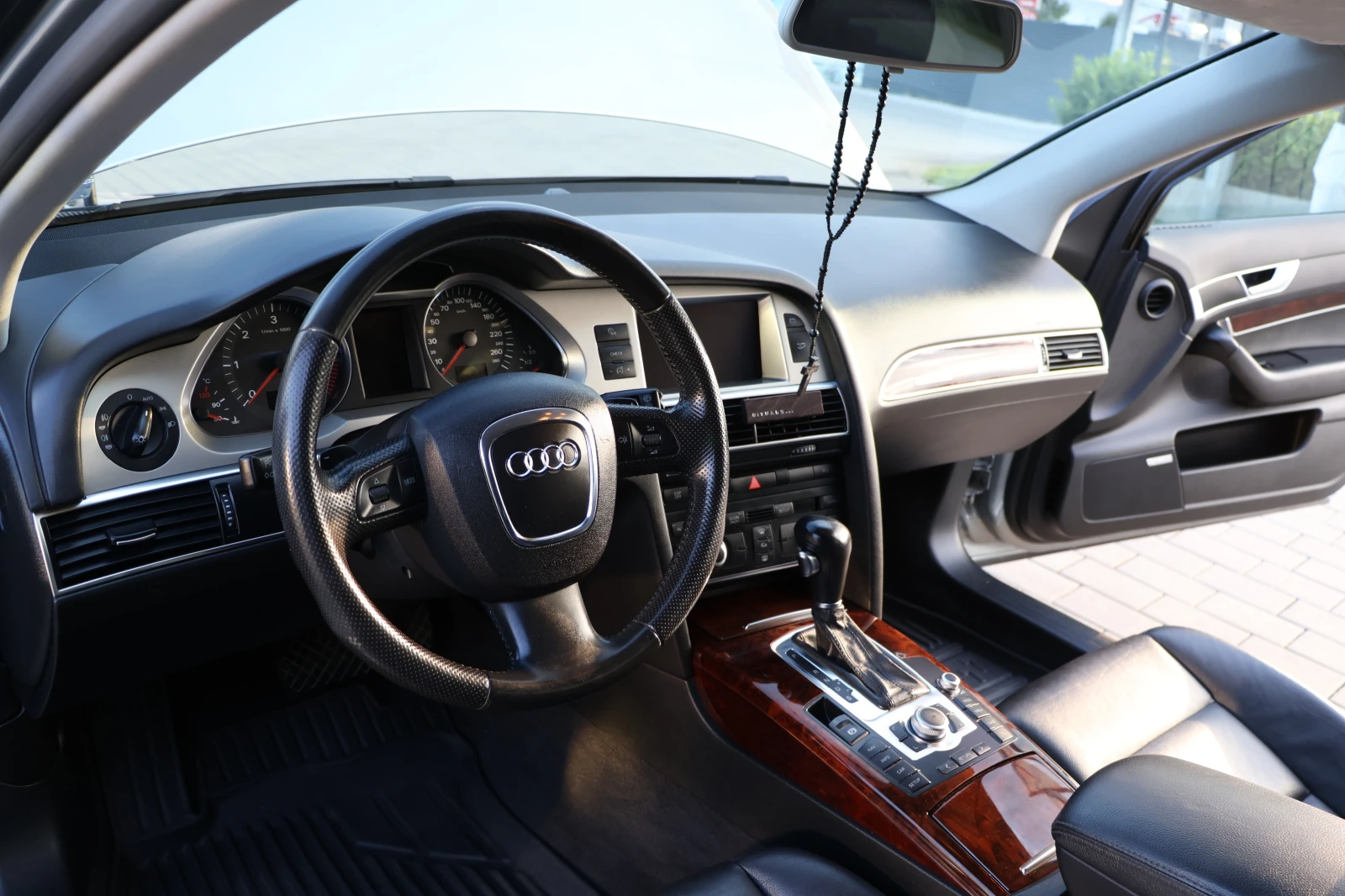 Audi A6, снимка 9 - Автомобили и джипове - 55603586