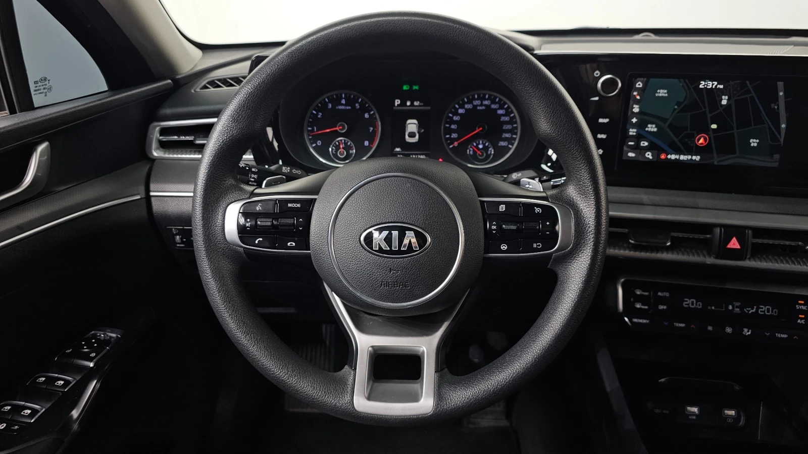 Kia K5 2.0 Trendy, снимка 12 - Автомобили и джипове - 55939146