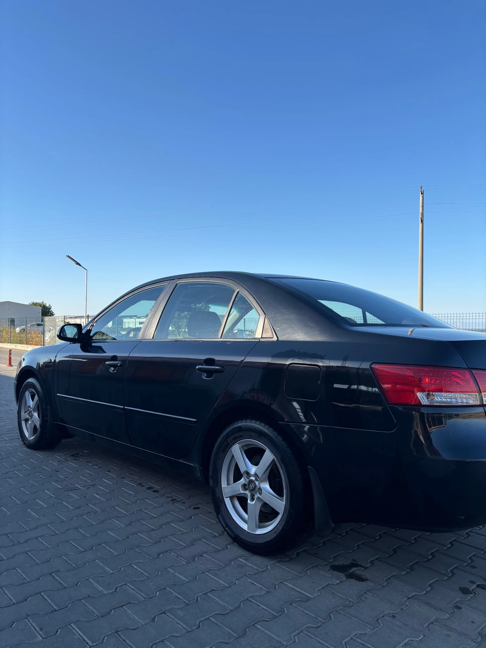 Hyundai Sonata 2.0 CRDI, снимка 2 - Автомобили и джипове - 56009880