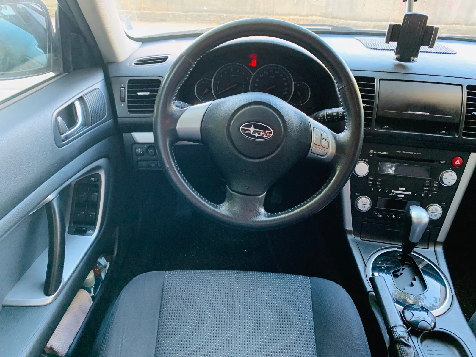 Subaru Legacy 2.0R, снимка 9 - Автомобили и джипове - 56148602