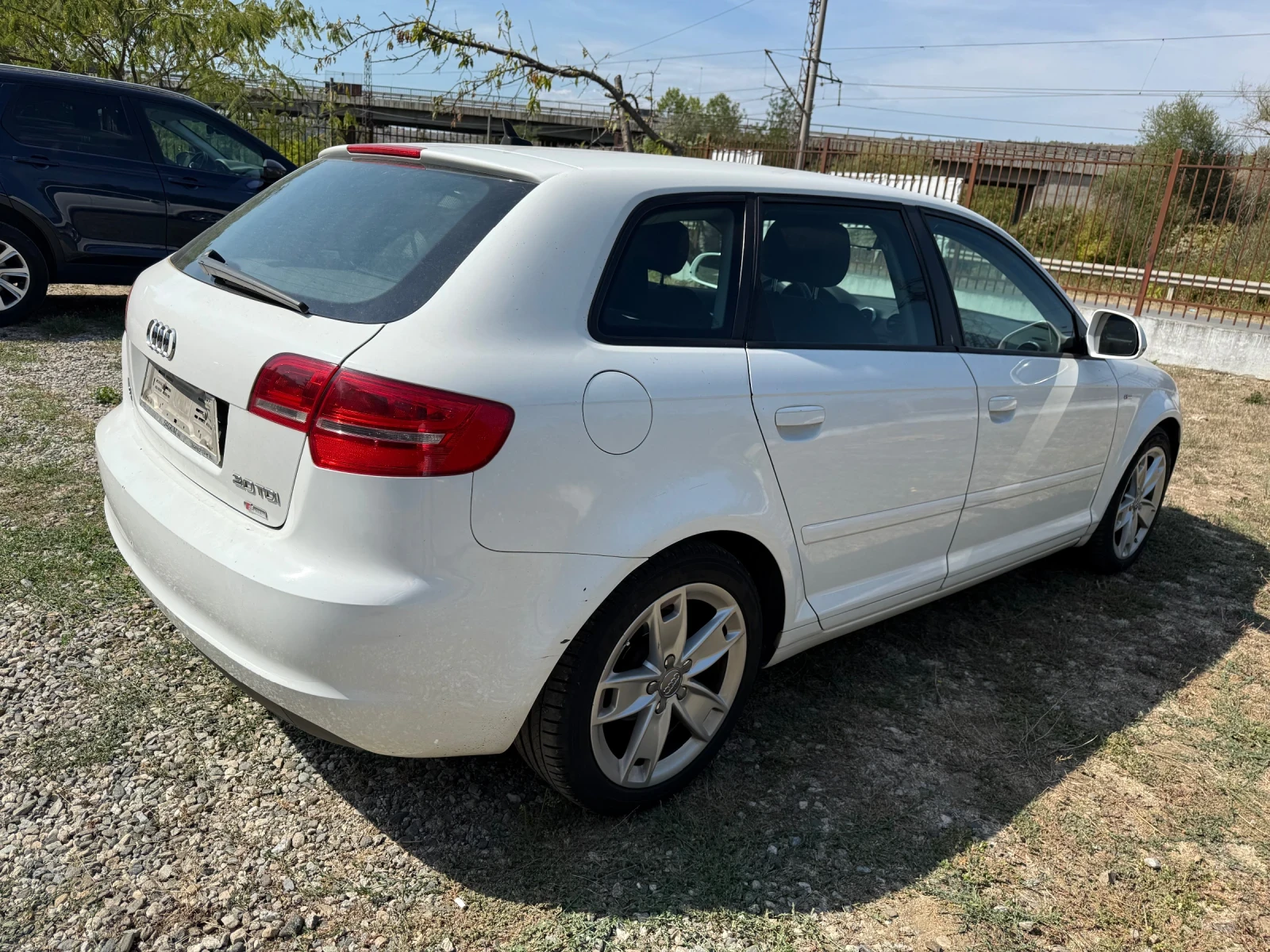 Audi A3 2.0TDI* Автоматик* 170к.с.* , снимка 3 - Автомобили и джипове - 56138060