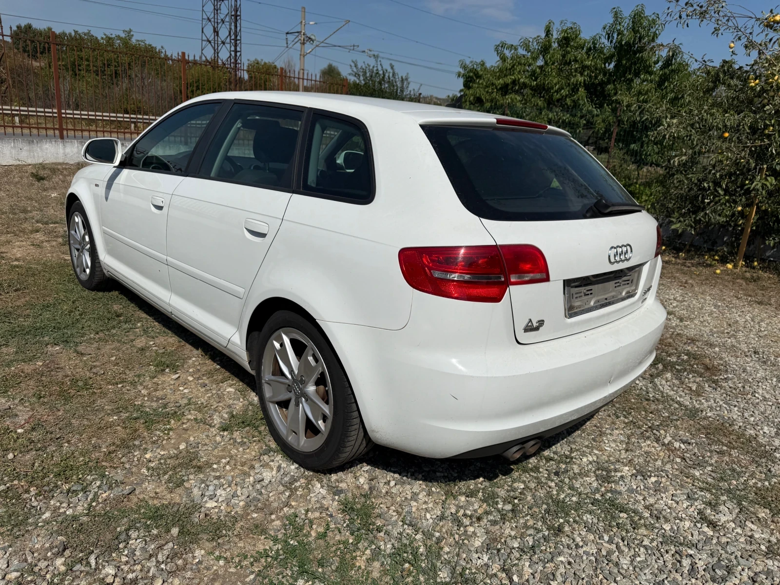 Audi A3 2.0TDI* Автоматик* 170к.с.* , снимка 2 - Автомобили и джипове - 56138060