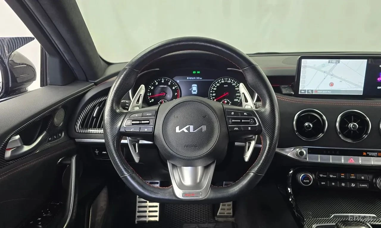 Kia Stinger, снимка 10 - Автомобили и джипове - 56728928