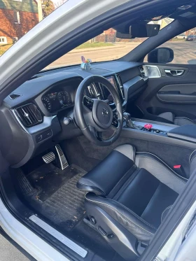 Volvo XC60 * R Design * 360 * ХЕД ЪП * 2 КЛЮЧА, снимка 5