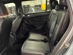 VW Tiguan * Comfortline R Line Black Edition * CARFAX * AWD  - 20530 € / 40153.19 лв. - 44750541 11