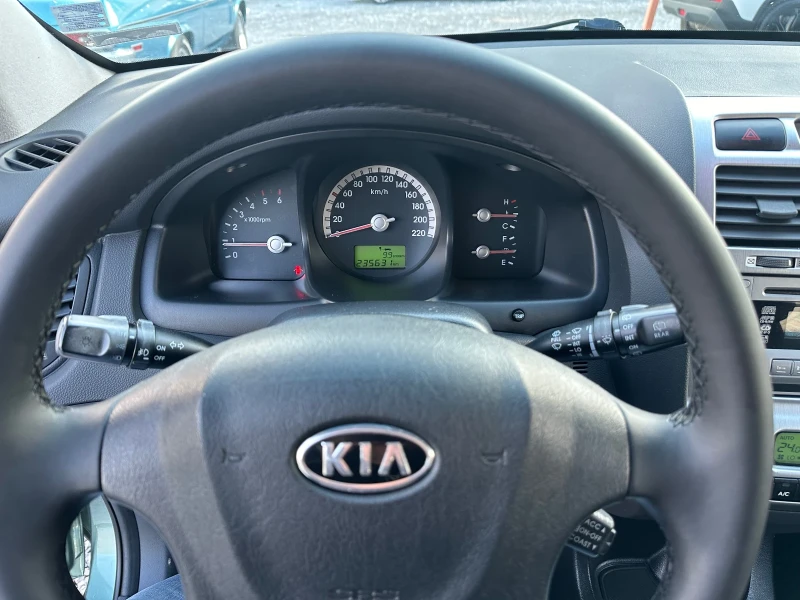 Kia Sportage 4x4, снимка 12 - Автомобили и джипове - 47314234