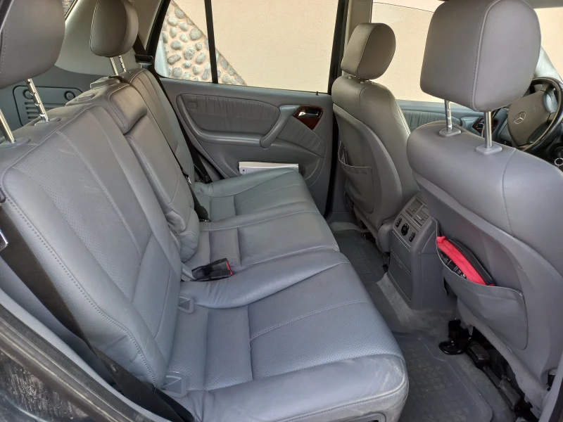 Mercedes-Benz ML 270, снимка 5 - Автомобили и джипове - 52869488