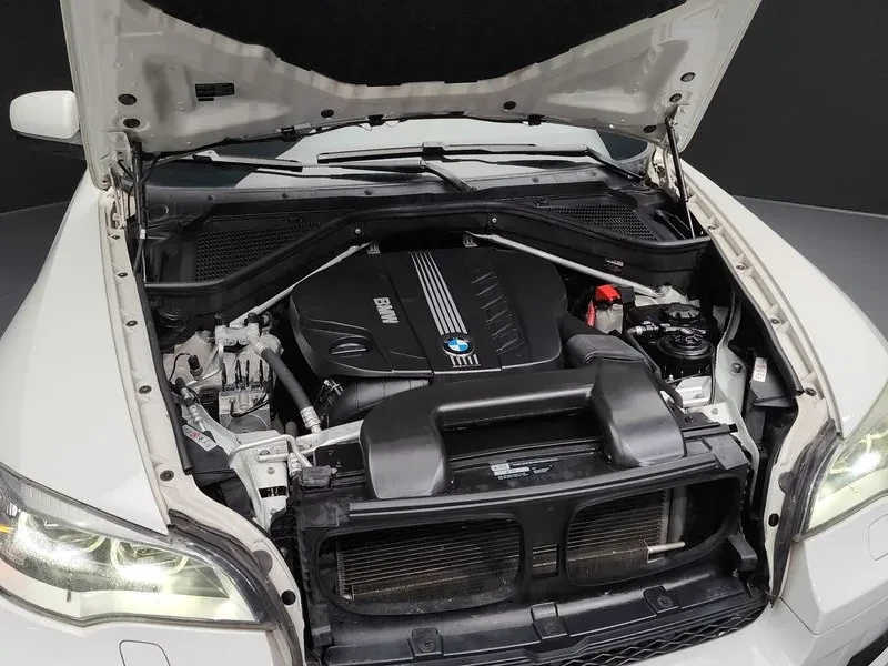 BMW X6 30D - изображение 6