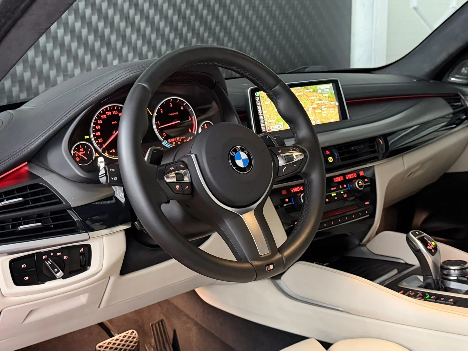 BMW X6 BMW X6 3. 0d M Sport* Digital* CAMERA* ASSISTANCE*, снимка 11 - Автомобили и джипове - 52816269