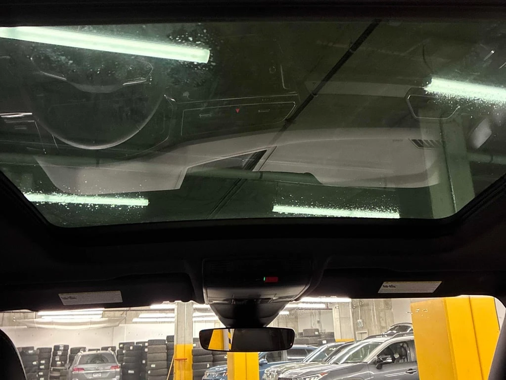 VW Tiguan * Comfortline R Line Black Edition * CARFAX * AWD  | Mobile.bg � ����������� 12